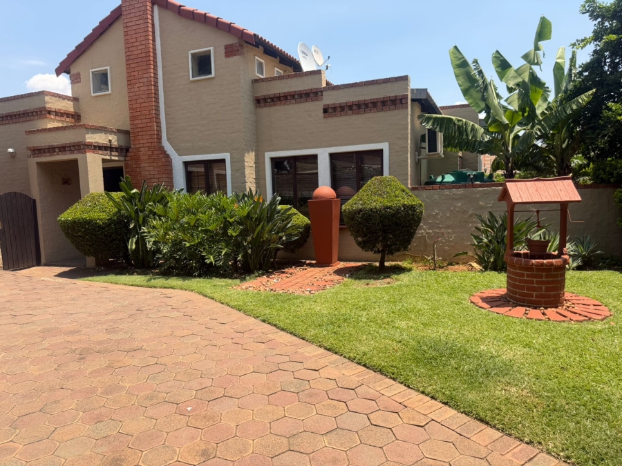 3 Bedroom Property for Sale in Waterval East North West